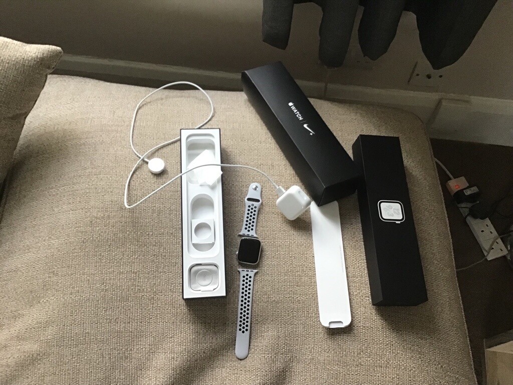 new apple watch series 4 argos